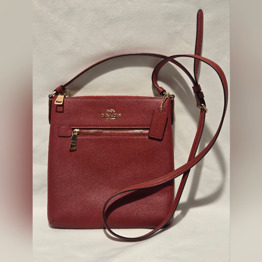 Coach Mini Rowan File Bag Red - CE871 - Picture 10 of 11
